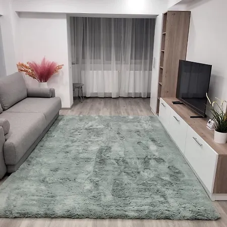 Sunrise Apartment *